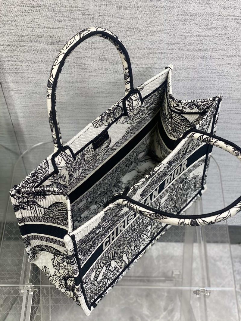 Christian Dior Shopping Bags